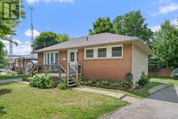 19 DAYFOOT DRIVE  Halton Hills, ON L7G 2K8