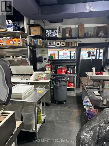 2712 Keele Street, Toronto, ON 