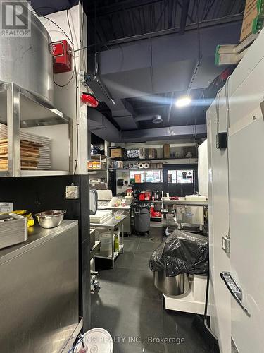 2712 Keele Street, Toronto, ON 