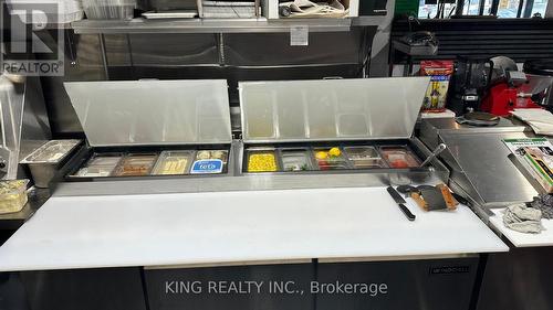 2712 Keele Street, Toronto, ON 