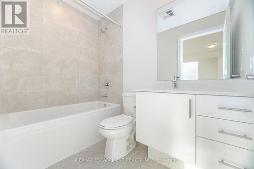 1901 - 3240 William Coltson Avenue, Oakville, ON - Indoor Photo Showing Bathroom