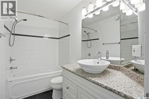 1455 Willowgrove Court, Saskatoon, SK - Indoor Photo Showing Bathroom