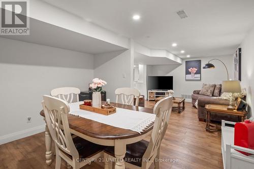 2425 Preston Road, Cavan Monaghan (Cavan-Monaghan), ON - Indoor Photo Showing Dining Room