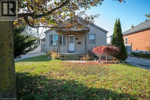 131 ELMWOOD Avenue  Cambridge, ON N1R 4Y8