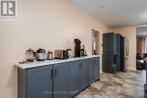 467 Stirling Avenue S, Kitchener, ON - Indoor Photo Showing Other Room