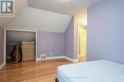 467 Stirling Avenue S, Kitchener, ON - Indoor Photo Showing Bedroom
