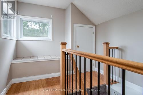 467 Stirling Avenue S, Kitchener, ON - Indoor Photo Showing Other Room