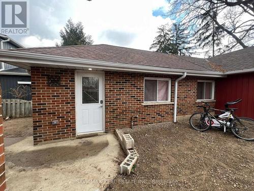 467 Stirling Avenue S, Kitchener, ON - Outdoor
