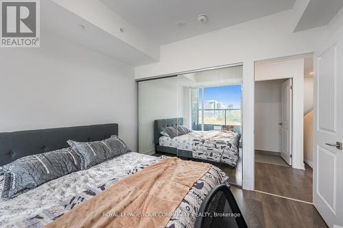 604 - 297 Oak Walk Drive, Oakville, ON - Indoor Photo Showing Bedroom