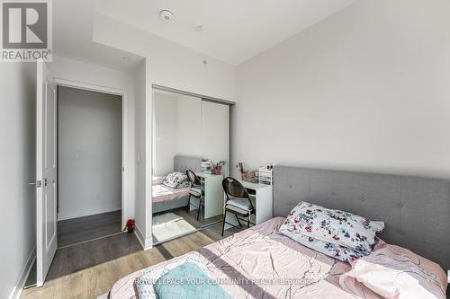 604 - 297 Oak Walk Drive, Oakville, ON - Indoor Photo Showing Bedroom