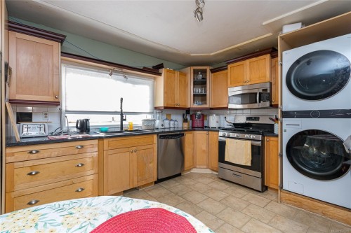 932 Bray Ave, Langford, BC 