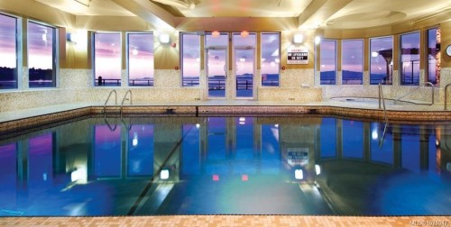 205D-181 Beachside Dr, Parksville, BC - Indoor Photo Showing Other Room With In Ground Pool