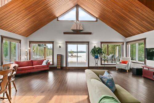 Vue d'ensemble - 200 Rue Des Loisirs, Entrelacs, QC - Indoor Photo Showing Living Room