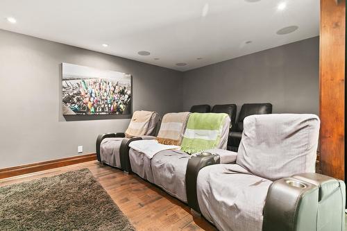 Cinéma maison - 200 Rue Des Loisirs, Entrelacs, QC - Indoor