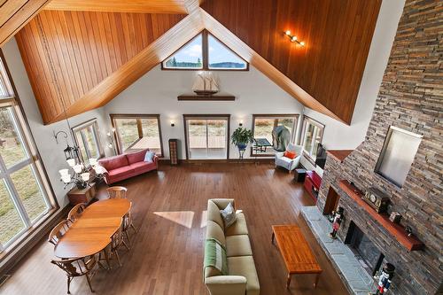 Vue d'ensemble - 200 Rue Des Loisirs, Entrelacs, QC - Indoor With Fireplace