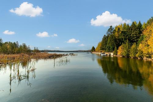 Vue sur l'eau - 200 Rue Des Loisirs, Entrelacs, QC - Outdoor With Body Of Water With View