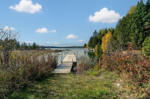 Accès au plan d'eau - 200 Rue Des Loisirs, Entrelacs, QC - Outdoor With View