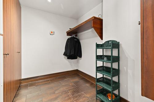Penderie (Walk-in) - 200 Rue Des Loisirs, Entrelacs, QC - Indoor Photo Showing Other Room