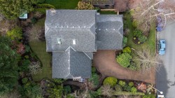 3913 Gibson Crt  Saanich, BC V8N 6E2