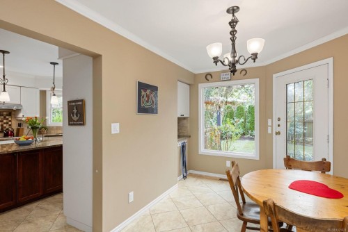 3913 Gibson Crt, Saanich, BC 