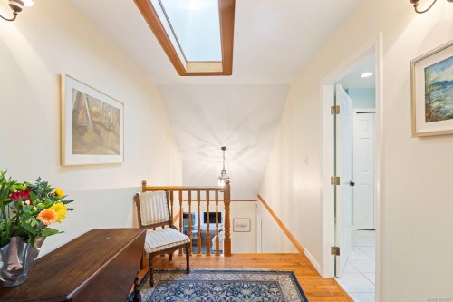 3913 Gibson Crt, Saanich, BC 