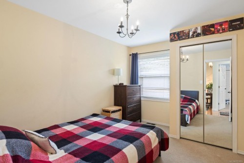 3913 Gibson Crt, Saanich, BC 