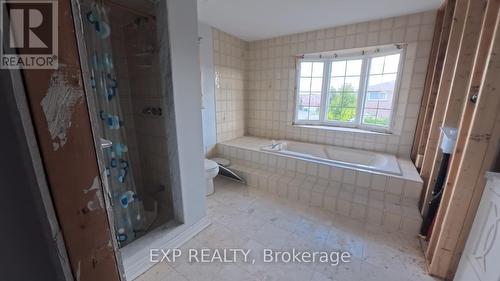1 Millstone Drive, Brampton, ON - Indoor Photo Showing Bathroom