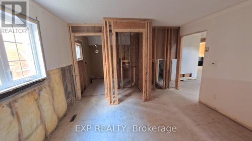 1 Millstone Drive, Brampton, ON - Indoor Photo Showing Other Room