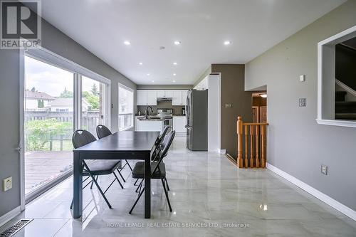 118 Blackburn Drive, Brantford, ON - Indoor Photo Showing Dining Room