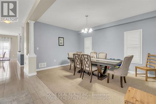 109 Showcase Drive, Hamilton, ON - Indoor Photo Showing Dining Room