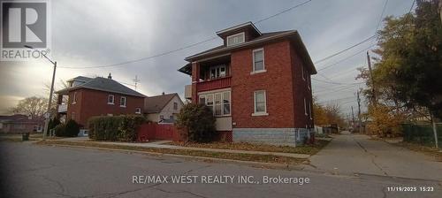 1240 - 1238 NIAGARA STREET  Windsor, ON N9A 3V6