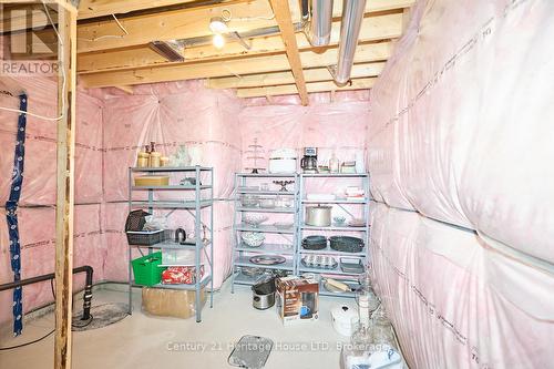 Unfinished basement - perfect for storage - 394 Hummel Crescent, Fort Erie (Lakeshore), ON - Indoor Photo Showing Other Room