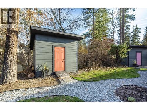 3153 Hall Road, Kelowna, BC - Outdoor