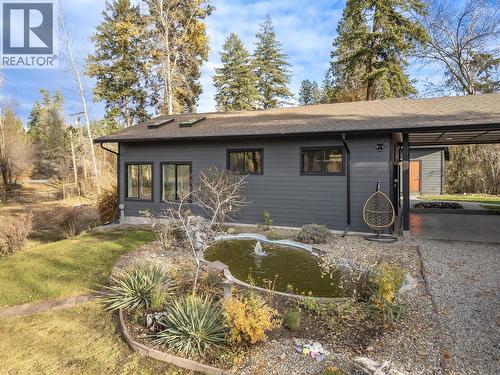 3153 Hall Road, Kelowna, BC - Outdoor