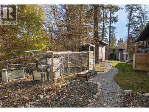 3153 Hall Road, Kelowna, BC - Outdoor