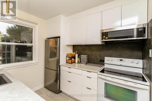 A - 2034 Saunderson Drive, Ottawa, ON - Indoor Photo Showing Kitchen