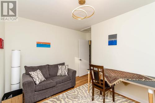 A - 2034 Saunderson Drive, Ottawa, ON - Indoor