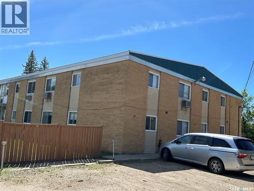 15 4Th Avenue, Maple Creek, SK - Outdoor With Exterior