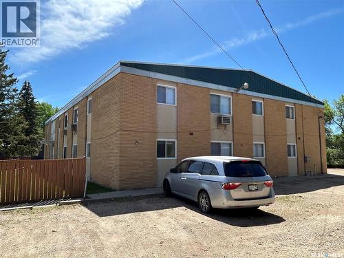 15 4Th Avenue, Maple Creek, SK - Outdoor With Exterior