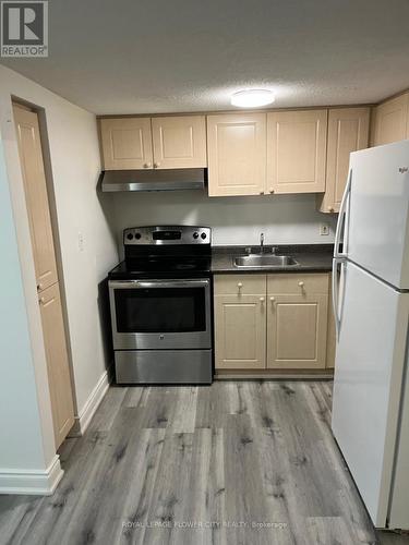58 Carrington Place, Guelph, ON - Indoor Photo Showing Kitchen