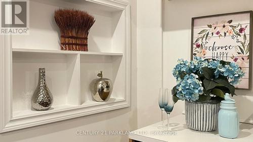 737 Manning Avenue, Toronto, ON - Indoor Photo Showing Other Room