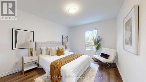 737 Manning Avenue, Toronto, ON - Indoor Photo Showing Bedroom