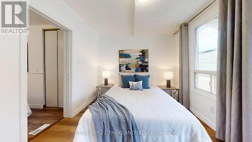 737 Manning Avenue, Toronto, ON - Indoor Photo Showing Bedroom