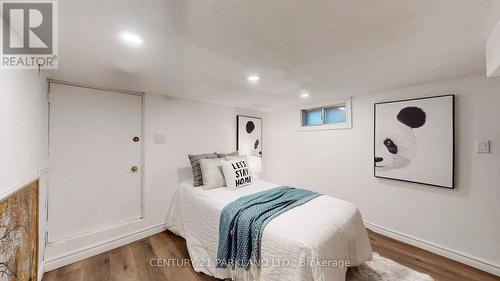 737 Manning Avenue, Toronto, ON - Indoor