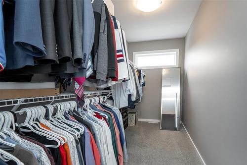 319 Tanager Trail, Winnipeg, MB - Indoor With Storage