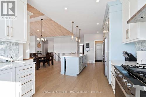 1644 Sugar Stick Drive, Cornwall, ON - Indoor Photo Showing Kitchen With Upgraded Kitchen