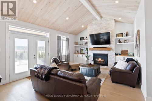 1644 Sugar Stick Drive, Cornwall, ON - Indoor Photo Showing Living Room With Fireplace