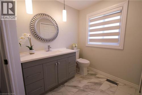 73 Larkspur Crescent, Kitchener, ON - Indoor Photo Showing Bathroom