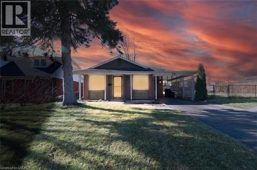 73 Larkspur Crescent, Kitchener, ON - Outdoor