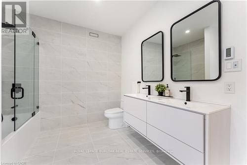 5427 Anthony Place, Burlington, ON - Indoor Photo Showing Bathroom
